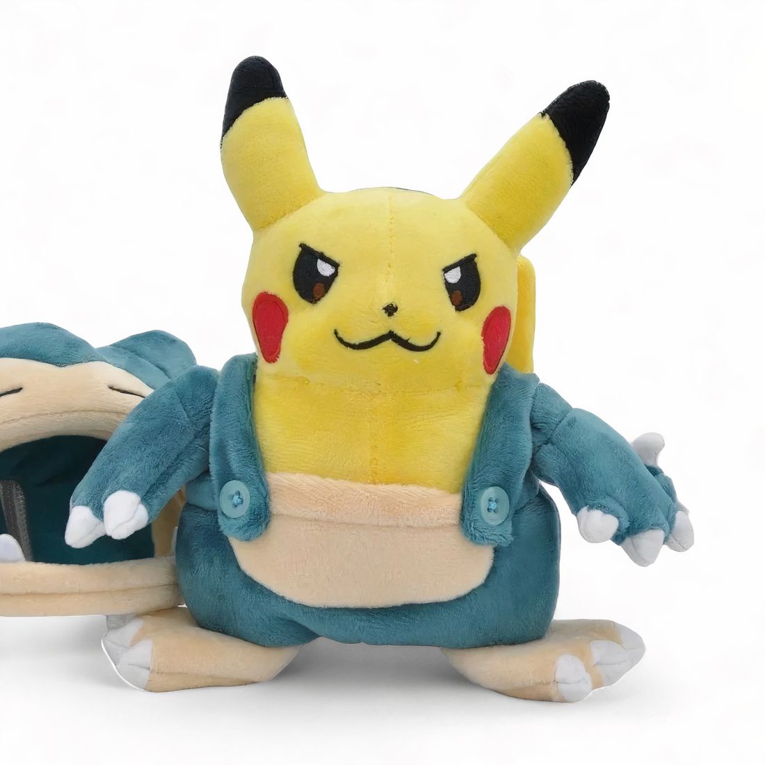 Pokémon knuffel – Pikachu verkleed als Snorlax