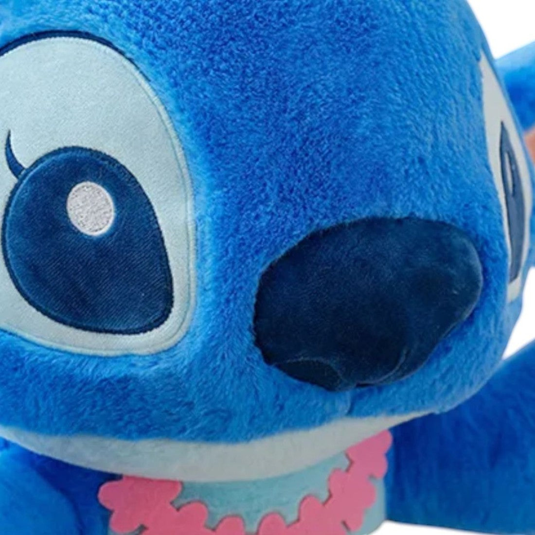 Stitch knuffel in Hawaii look
