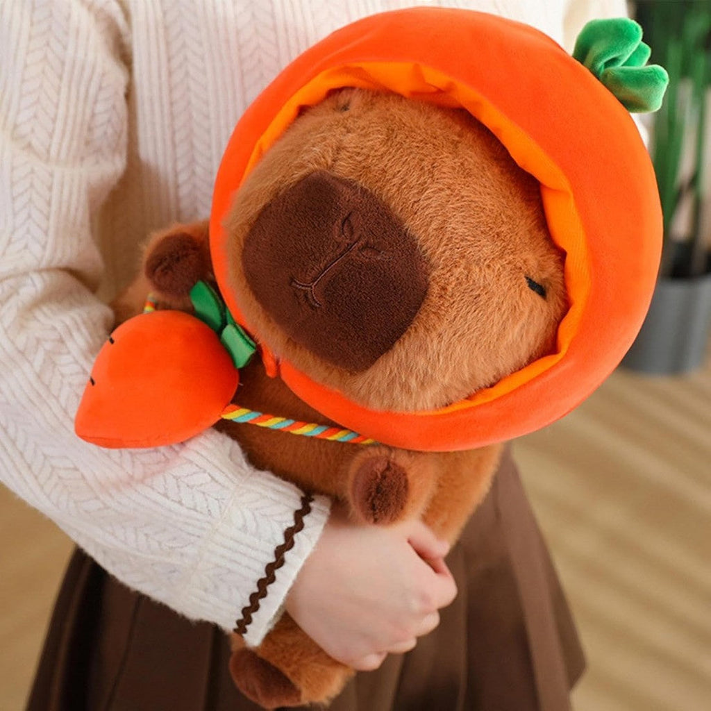 Capybara knuffel met hoed en groentetas
