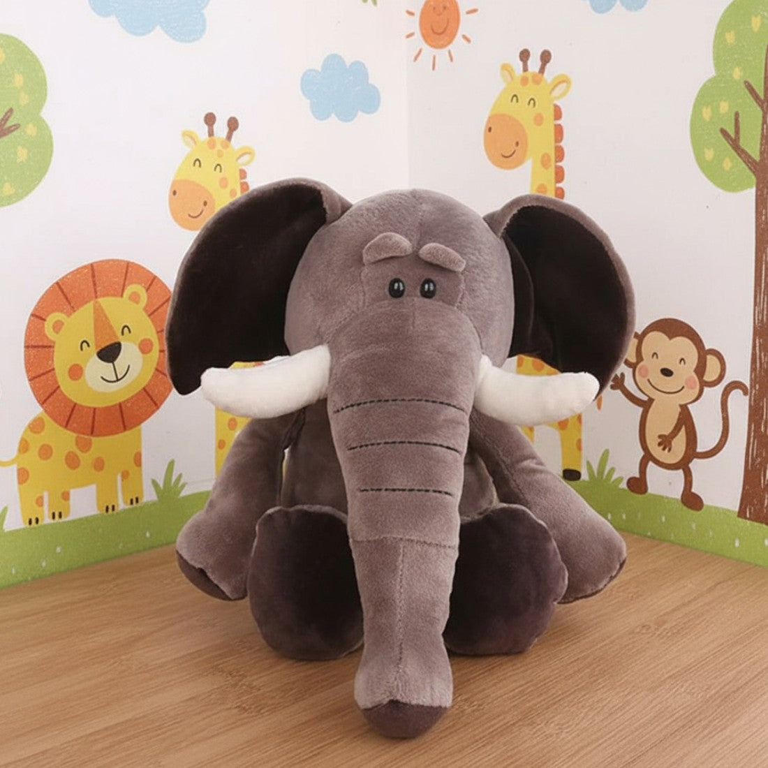 Zachte en grappige olifant knuffel