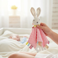 Minky konijn knuffeldoekje pastel met bijtring