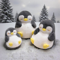 Zachte slapende pinguïn knuffel