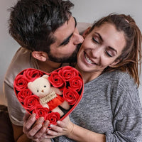 Geschenkdoos zeeprozen met beer knuffel hart