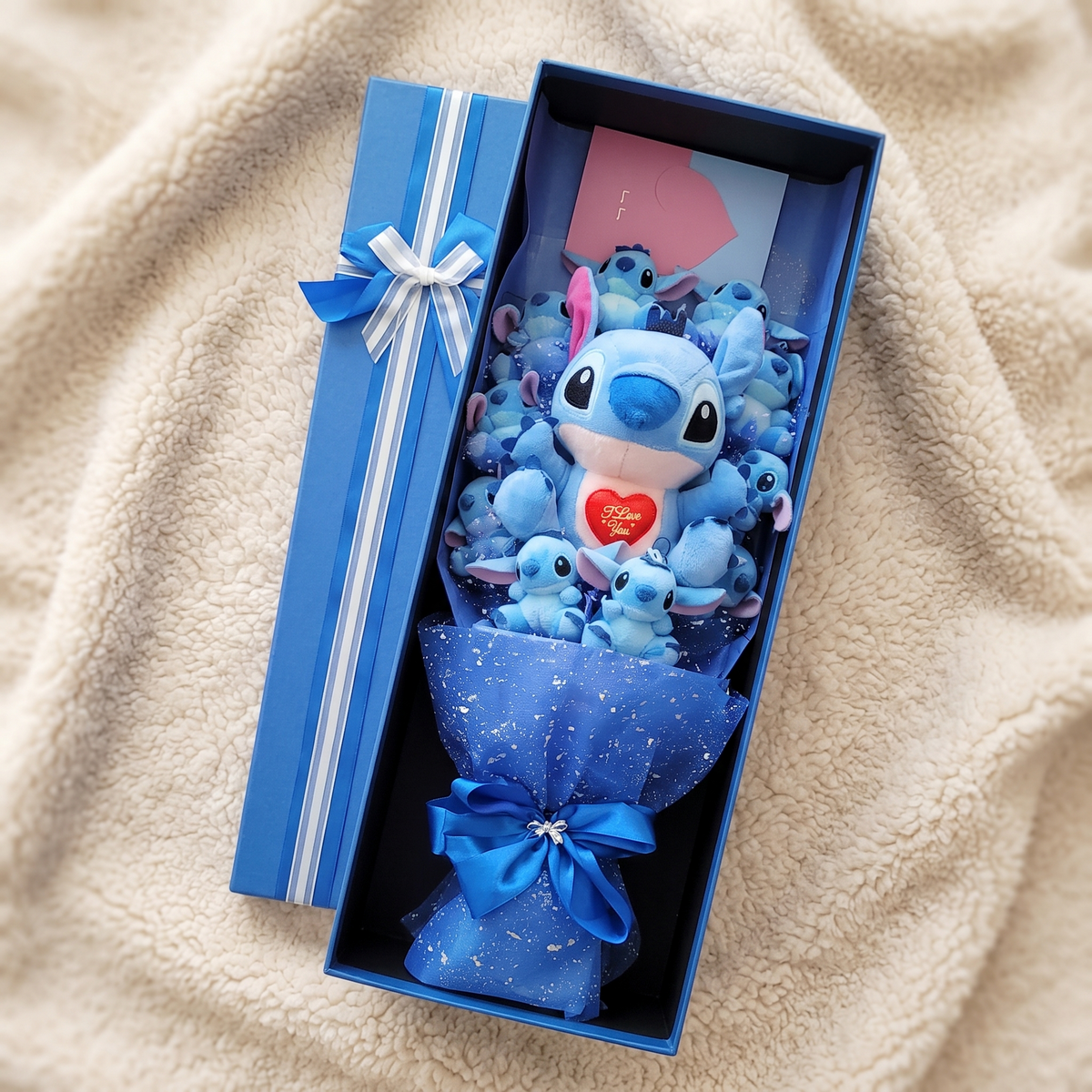 Boeket Stitch knuffel I Love You met geschenkdoos