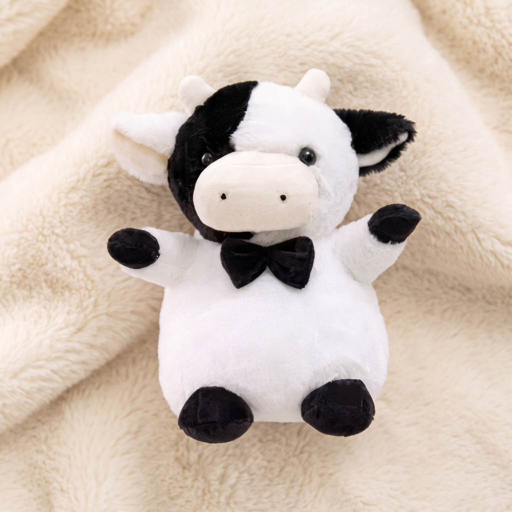 Gentleman koe knuffel met vlinderstrik Plushie Planet