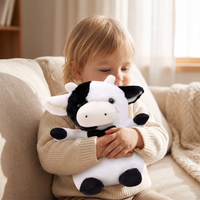 Gentleman koe knuffel met vlinderstrik Plushie Planet