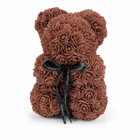 Rozenbeer knuffel met strik Valentijnsdag