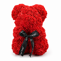 Rozenbeer knuffel met strik Valentijnsdag