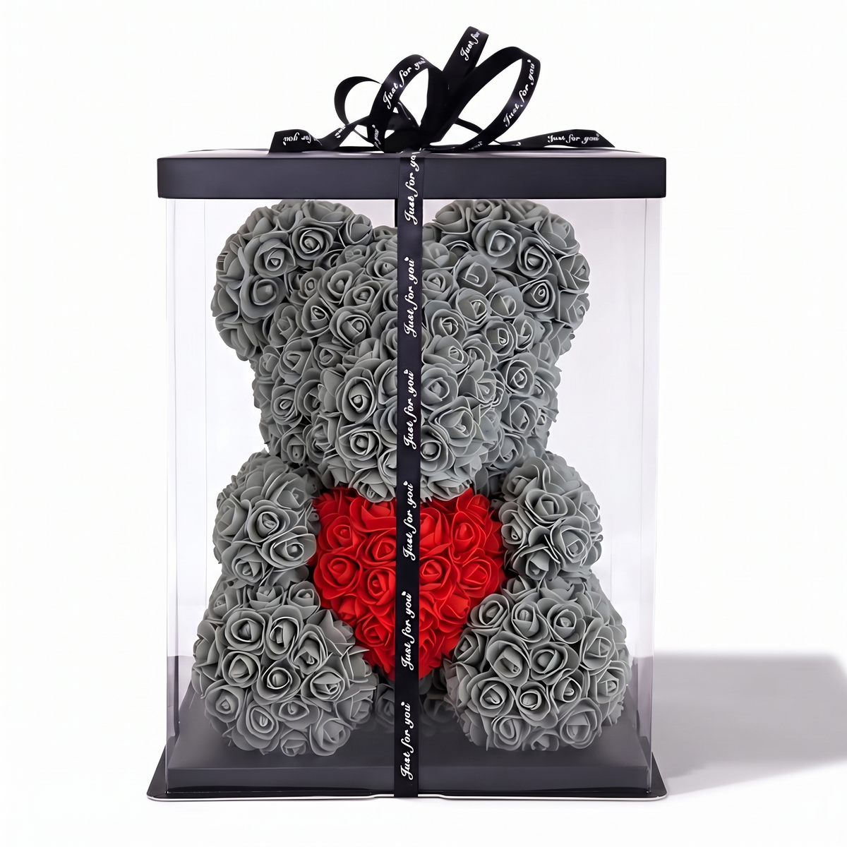 Grijze rozenbeer knuffel met rood hart in geschenkdoos