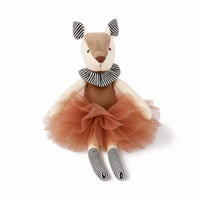 Hinde knuffel in oranje tutu