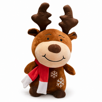 Kerst hert knuffel kind met sjaal