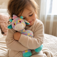 Veelkleurige regenboog giraf knuffel 30 cm