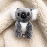 Realistische koala knuffel grijs en wit