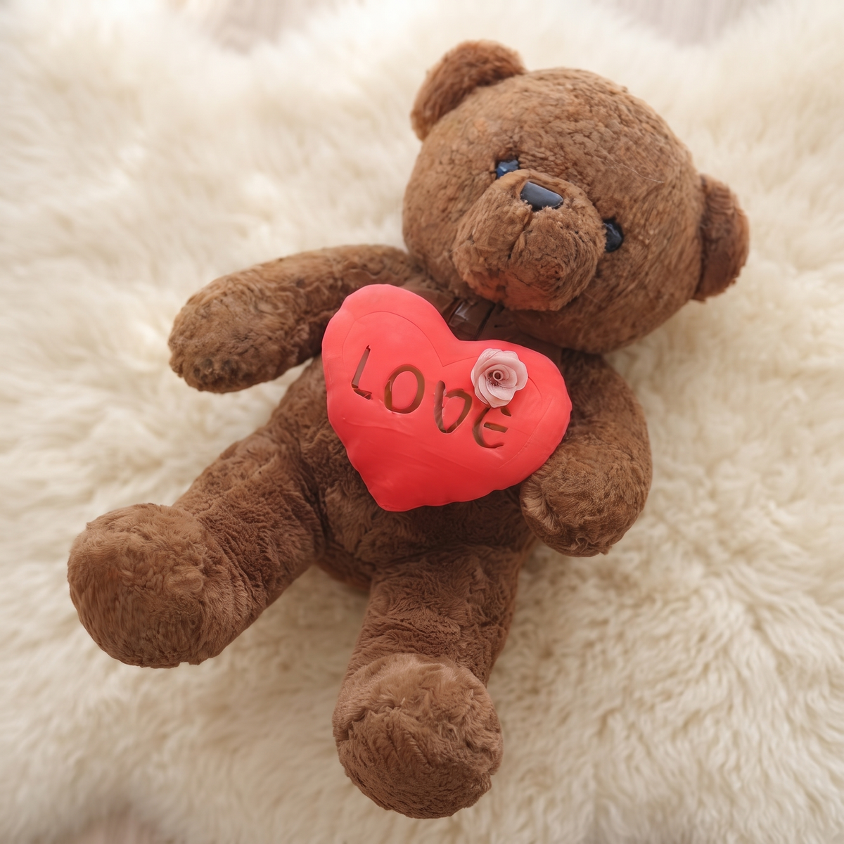 Valentijn beertje knuffel met hart Love