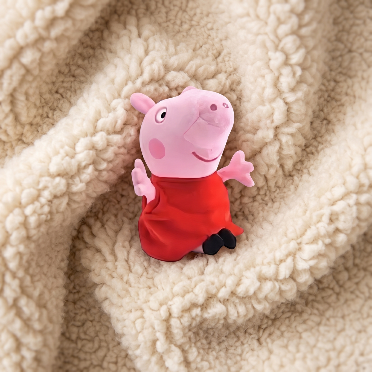 Peppa Big knuffel 19 cm met rode jurk