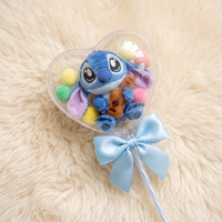 Stitch knuffel in Valentijn hartdoosje