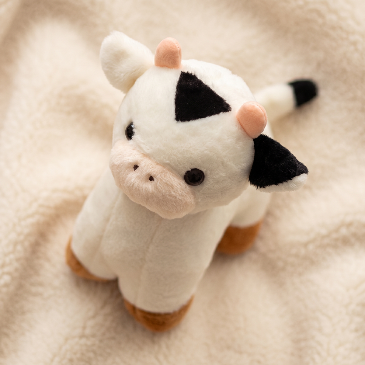 Baby koe knuffel wit en zwart