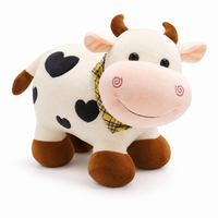 Koe knuffel met hartjesmotief