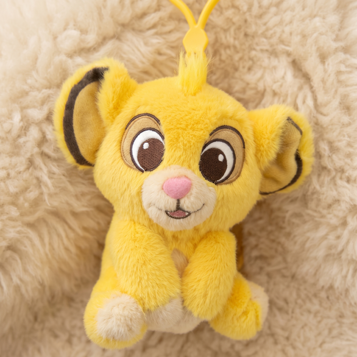 Simba sleutelhanger knuffel De Leeuwenkoning 12 cm